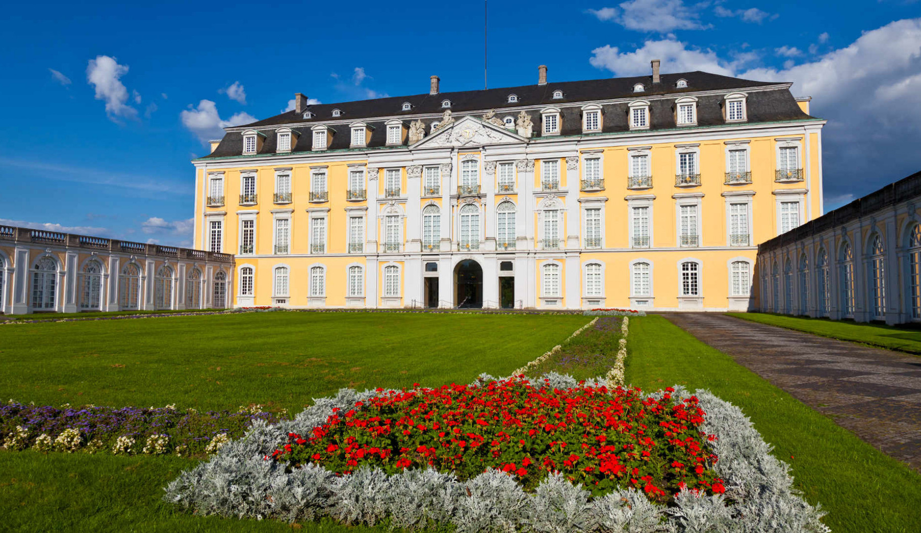 Schlosser Bruhl Schloss Augustusburg Und Schloss Falkenlust